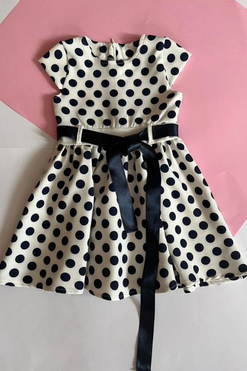 Pöttyös ovis méretű ruha