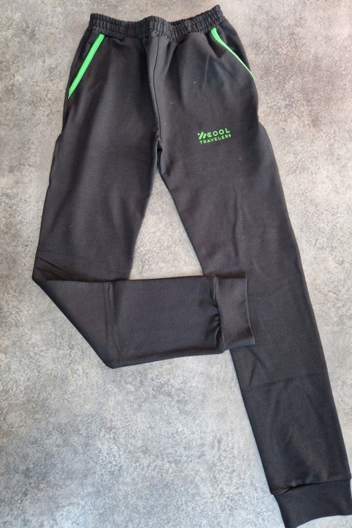 Fekete pamut nadrág vékony fazonú 