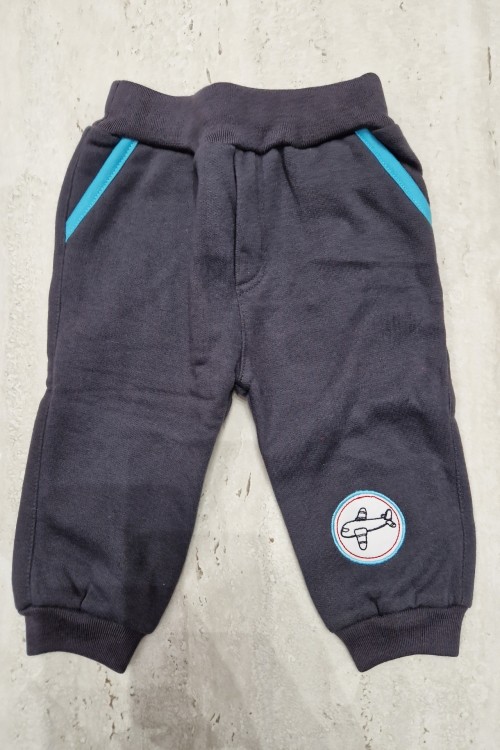 Repcsis szürke belül bolyhozott melegebb nadrág 