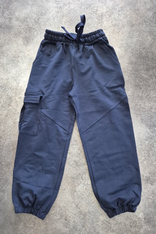 Killy design zsebes bővebb fazonú zsebes nadrág sötétkék színben 