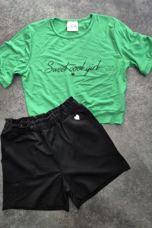 Killy design zöld rövid fazonú felső,  fekete shorttal szettben 