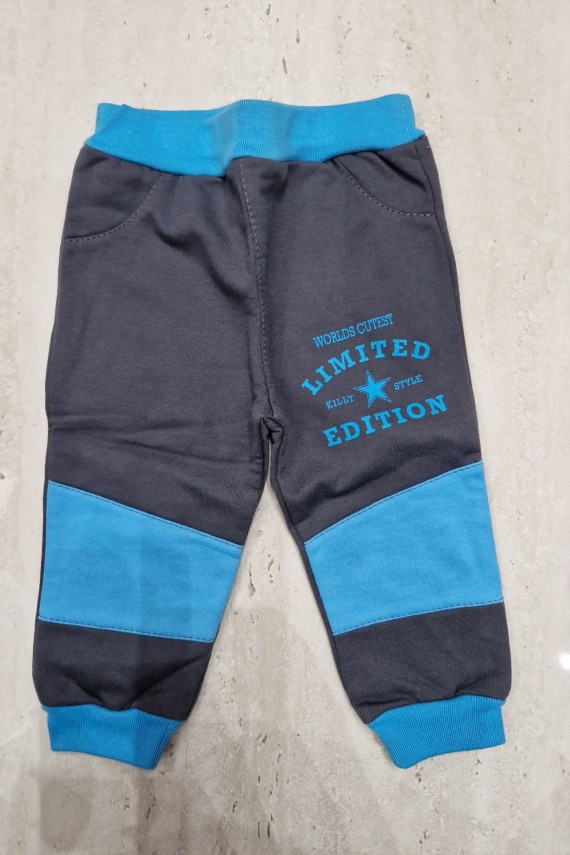 Fiú Bébi naci belül bolyhozott melegebb 