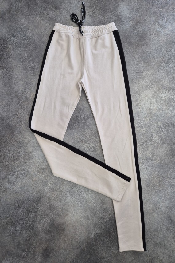 Killy design bézs megkötős nadrág fekete felsővel szettben 