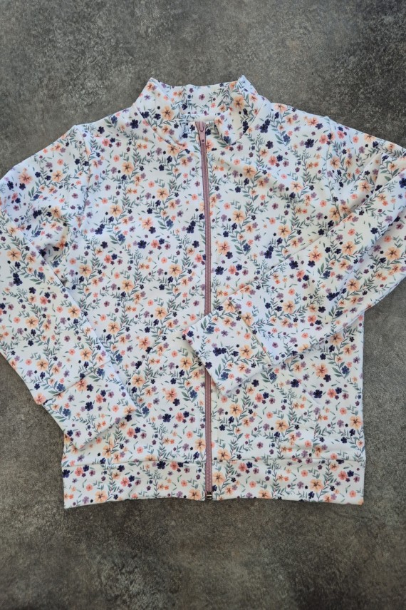 Killy design virágos belül bolyhozott melegebb pulóver 